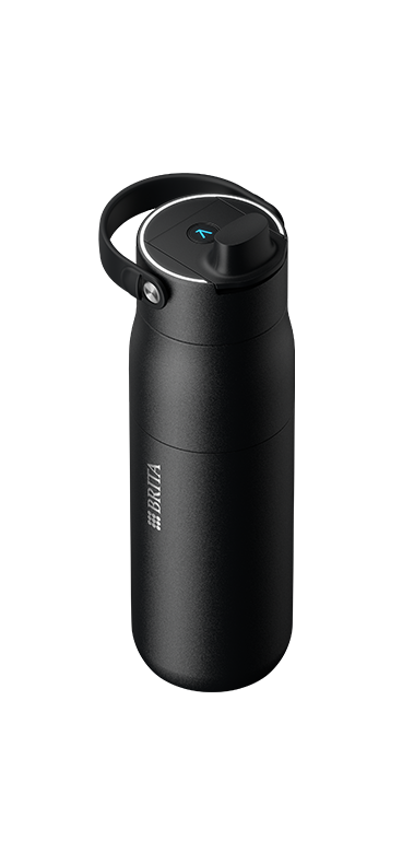 brita-brand-larq-iq-purify-2026 Die schwarze Version der BRITA LARQ iQ Trinkflasche mit geschlossenem LARQ iQ Cap.