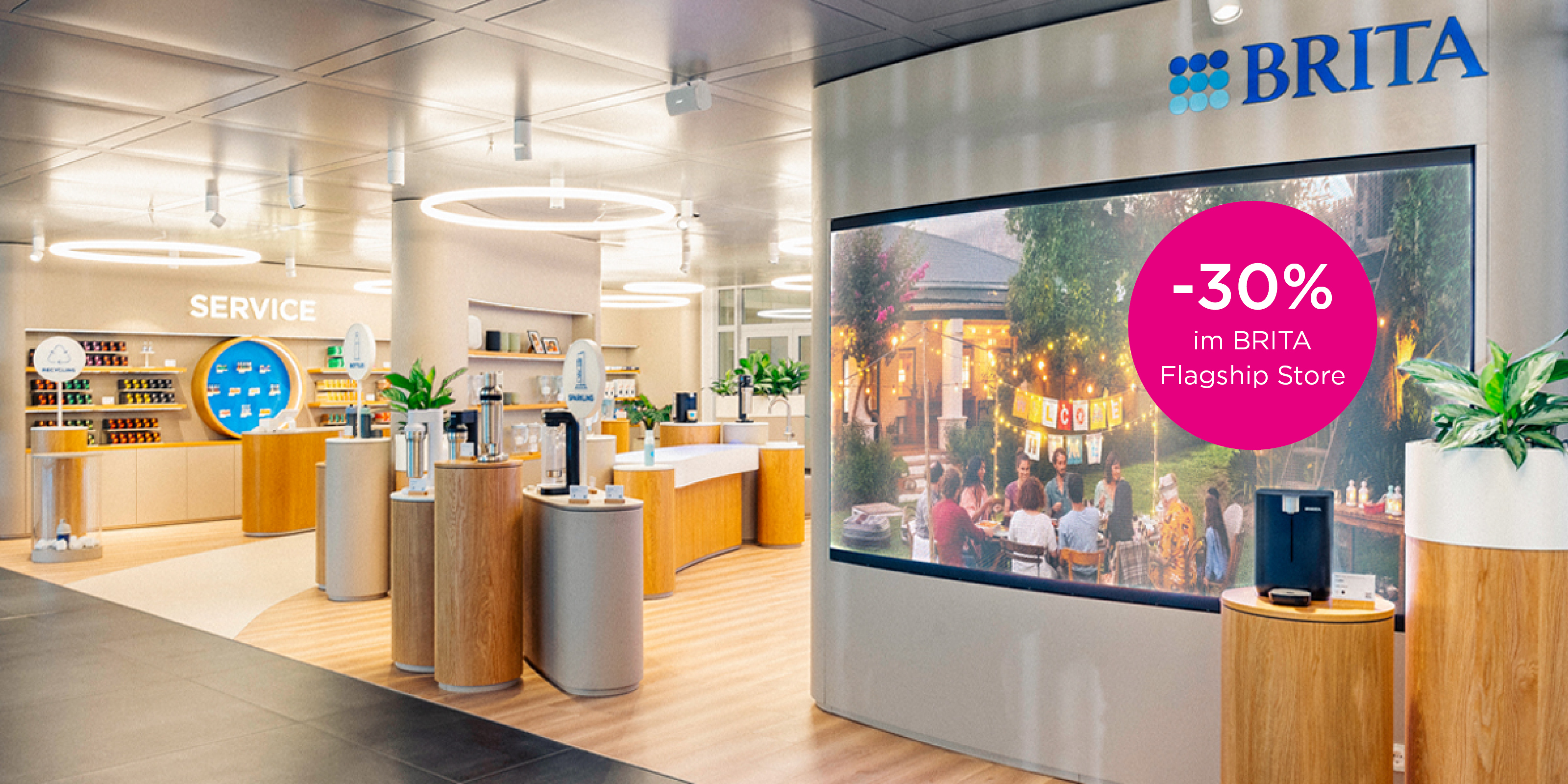 BRITA Flagship Store in Taunusstein Innenansicht des BRITA Flagship Stores in Taunusstein mit 30% Rabatt-Störer.