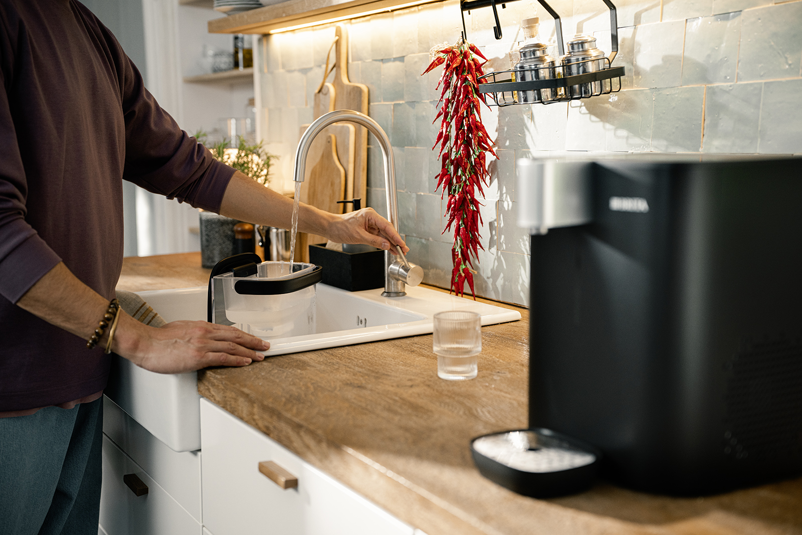 Eliminiert Bakterien bis zu 99,999 %* dank MAXTRA PRO Filtration, fortschrittlicher UV-C-Technologie